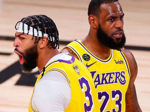 Νίκησαν και έμειναν ζωντανοί οι Λέικερς