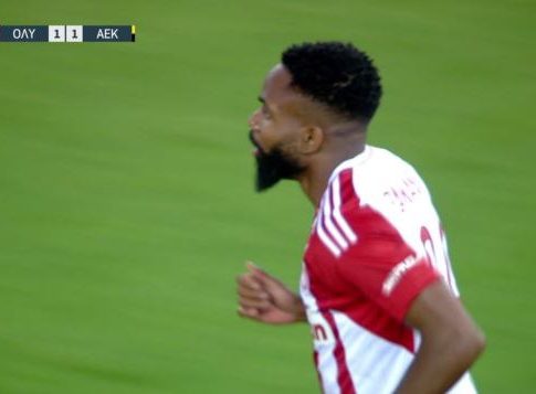 Ο Ολυμπιακός ισοφάρισε με δυνατή κεφαλιά του Μπακαμπού (1-1)