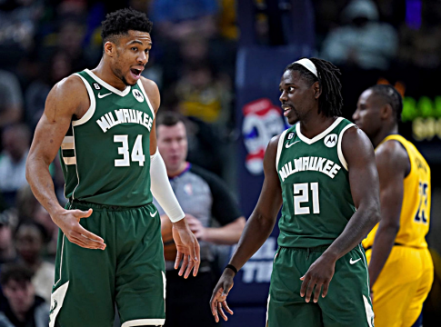 Ευχάριστα νέα για Γιάννη και Μπακς – Έρχονται ενισχύσεις ενόψει playoffs