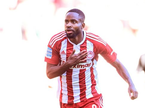 Η συνάντηση-οδηγός, η πρόταση στον Μπακαμπού για νέο 2ετές συμβόλαιο και οι λεπτομέρειες για Κανός