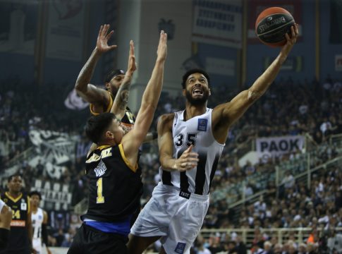 ΠΑΟΚ – ΑΕΚ 78-72: Πάρτι με καλεσμένη την Ένωση στην Πυλαία και άλμα τετράδας για τους «ασπρόμαυρους»