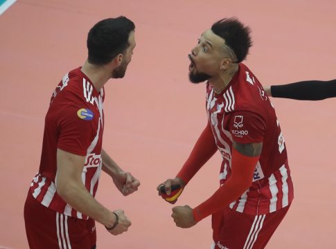 Ολυμπιακός – ΠΑΟΚ 3-2: Επική ανατροπή από τους ερυθρόλευκους και match point τίτλου