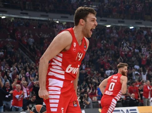 Εδωσε το σύνθημα ο Ολυμπιακός: «Το κεφάλι ψηλά, το έχουμε κάνει και θα το ξανακάνουμε»