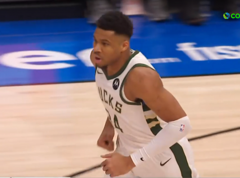 Τα… όργια του Αντετοκούνμπο κόντρα στους Σίξερς (vids)