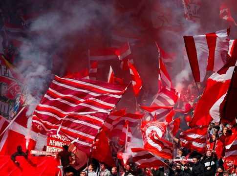 Η Φορτούνα Ντίσελντορφ προσφέρει δωρεάν προσέλευση στα εντός έδρας παιχνίδια
