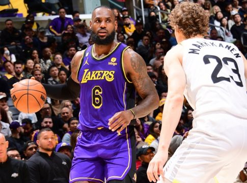 NBA: Νίκες για Γουόριορς, Σίξερς και Λέικερς