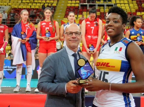 Θρίλερ στην Πόλη – Αυτοκτονία ή ατύχημα ο θάνατος της 18χρονης βολεϊμπολίστριας Τζούλια Ιτούμα;