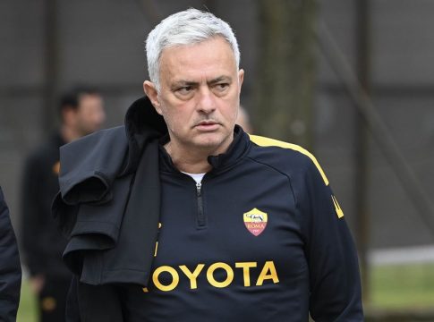 Μουρίνιο: «Δυστυχώς δεν έχω τον Χάαλαντ»