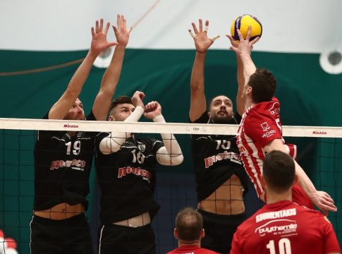 ΠΑΟΚ – Ολυμπιακός: Για το break οι «ερυθρόλευκοι», για να ισοφαρίσουν τη σειρά οι «ασπρόμαυροι»