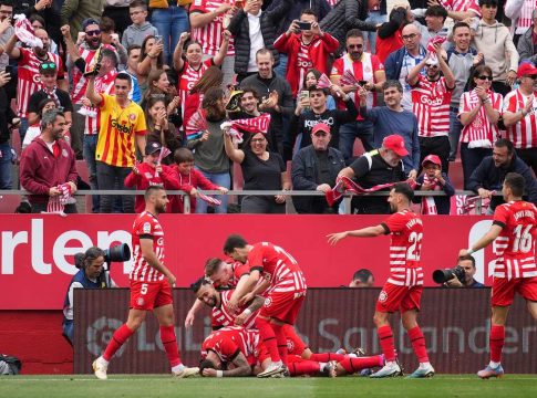 Χιρόνα – Εσπανιόλ 2-1: Πήρε το καταλανικό ντέρμπι και… αγκάλιασε την παραμονή