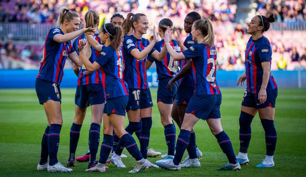 Barça Femení: Το καμάρι της Μπαρτσελόνα που κυριαρχεί στο γυναικείο ποδόσφαιρο (vids)