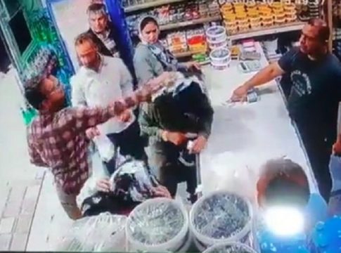 Ιράν: Πέταξε γιαούρτι σε δύο γυναίκες επειδή δεν φορούσαν χιτζάμπ