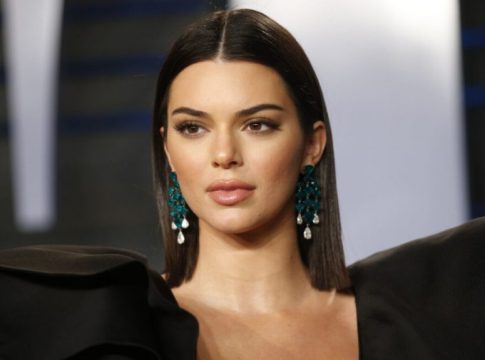 Κένταλ Τζένερ: Η θρυλική φωτογραφία με δαντελωτά εσώρουχα