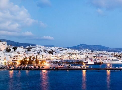 Μύκονος: Τα αποκαλυπτικά SMS αστυνομικού σε υπό έλεγχο επιχειρηματίες – «Θα έρθουμε για έλεγχο»