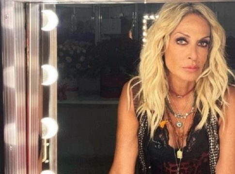 «Βόμβα» για την Άννα Βίσση: Η νέα σχέση με νεαρό γυμναστή που βγήκε στη φόρα (pic)