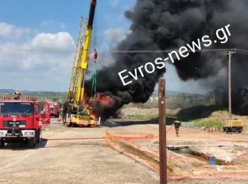 Στην εντατική χειριστής γερανού που πήρε φωτιά – Μπλακ άουτ στην Αλεξανδρούπολη