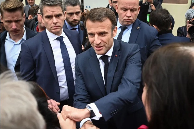 Τρεις στους τέσσερις Γάλλους δηλώνουν δυσαρεστημένοι με τον Μακρόν – Στο 26% έπεσε η δημοτικότητά του