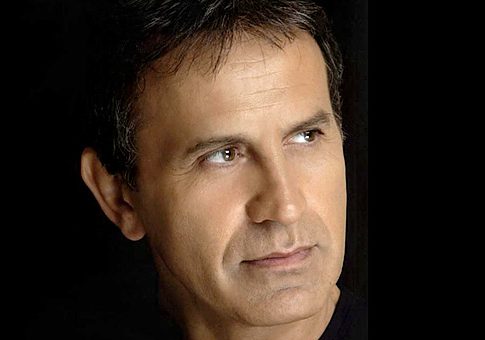 «Βόμβα» από Γιώργο Νταλάρα: «Θα αποσυρθώ μόνος μου…»