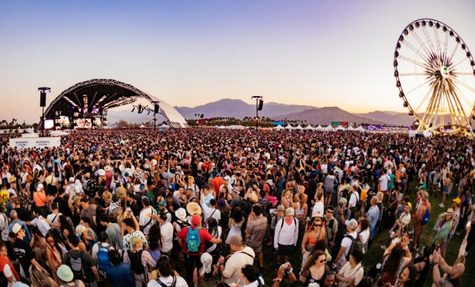 Coachella Festival: Η τρομακτική στιγμή που ακροβάτισσα πέφτει στο κενό κατά τη διάρκεια συναυλίας