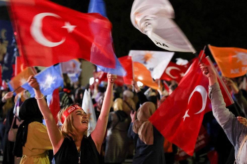 Εκλογές στην Τουρκία: Έτοιμοι να κερδίσουν στον δεύτερο γύρο δηλώνουν Ερντογάν και Κιλιτσντάρογλου – Τα αποτελέσματα