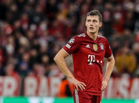 Υπογράφει νέο συμβόλαιο στην Μπάγερν ο Παβάρ