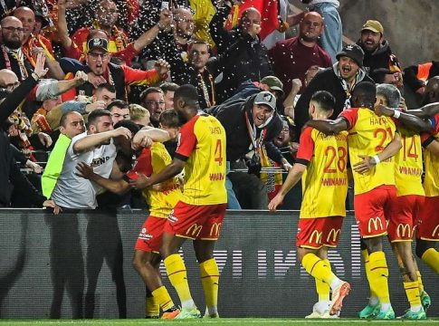 Λανς – Μαρσέιγ 2-1: Στο κυνήγι της Παρί, πήρε το ντέρμπι με τους Μασσαλούς