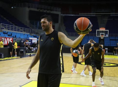 Τέλος εποχής για Μαυροειδή