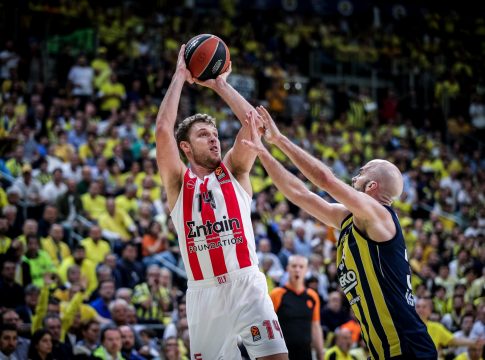 Απίστευτο αυτό που συμβαίνει στα φετινά playoffs: Ο Ολυμπιακός και το «τρελό» 8/12 (vids)