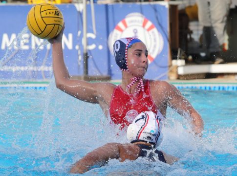 Βουλιαγμένη – Ολυμπιακός 5-12: Mια… ανάσα από τον τίτλο οι ερυθρόλευκες