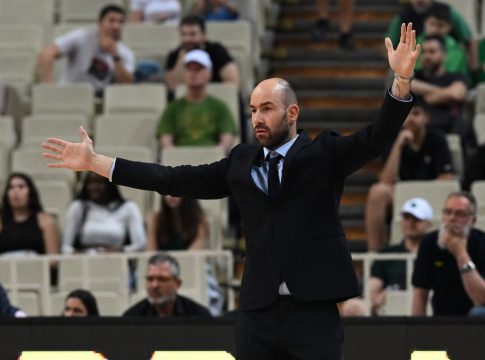 Αποδοκιμάστηκε έντονα στο ΟΑΚΑ ο Σπανούλης
