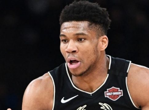 Έγινε…φαντάρος ο Γιάννης Αντετοκούνμπο (pic)