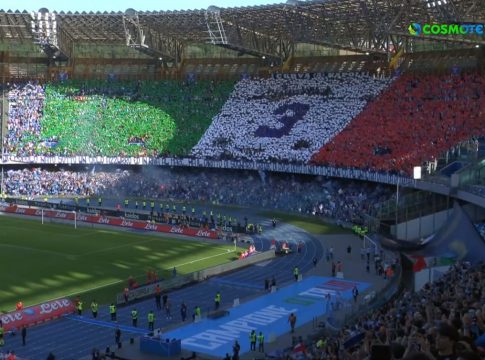 Το απίθανο κορέο των «τρελαμένων» Ναπολιτάνων και το pasillo των παικτών της Φιορεντίνα (vids)