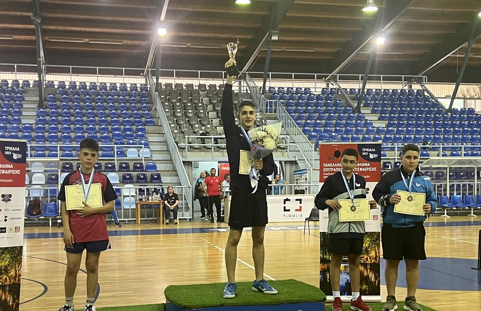 Σάρωσε τα χρυσά μετάλλια στις παγκορασίδες η Τζενίδη, ο Αλεξούδης πρωταθλητής Ελλάδας στο απλό παμπαίδων