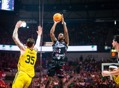 Τενερίφη – Χάποελ Ιερουσαλήμ 68-69: Στον τελικό του BCL οι Ισραηλινοί, εκθρόνισαν τους Ισπανούς