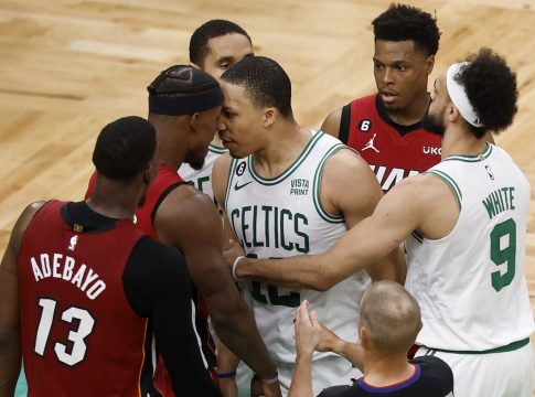 Ο τσακωμός του Τζίμι Μπάτλερ με τον Γκραντ Γουίλιαμς που έφερε τούμπα το Game 2 των Σέλτικς με τους Χιτ (vid)