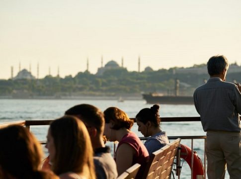 Εκλογές στην Τουρκία: Η μάχη για την ψήφο της νεολαίας