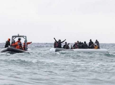 Τυνησία: Εντοπίστηκαν τα πτώματα εννιά μεταναστών – «Πέθαναν από κρύο, δίψα και κούραση»