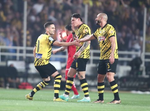 ΑΕΚ – Βόλος 4-0: «Καίγεται» η Νέα Φιλαδέλφεια, πρωταθλήτρια η Ένωση! (vid)