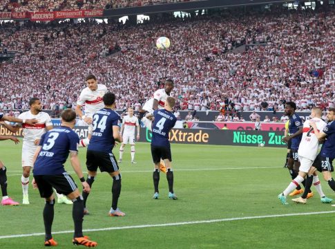 Στουτγκάρδη – Αμβούργο 3-0: Με υπογραφή Μαυροπάνου το απόλυτο φαβορί για παραμονή στην Bundesliga