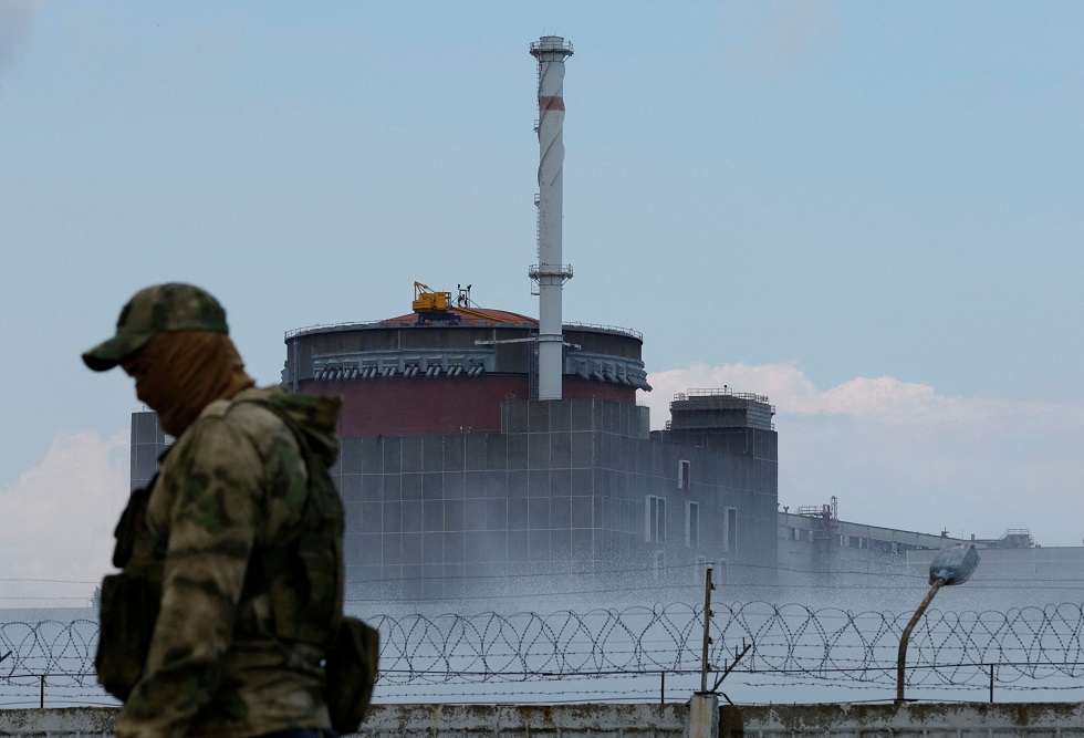 Πυρηνικός σταθμός στη Ζαπορίζια: Τον θέτει σε κίνδυνο η πτώση της στάθμης του νερού στη λίμνη Κακόβκα