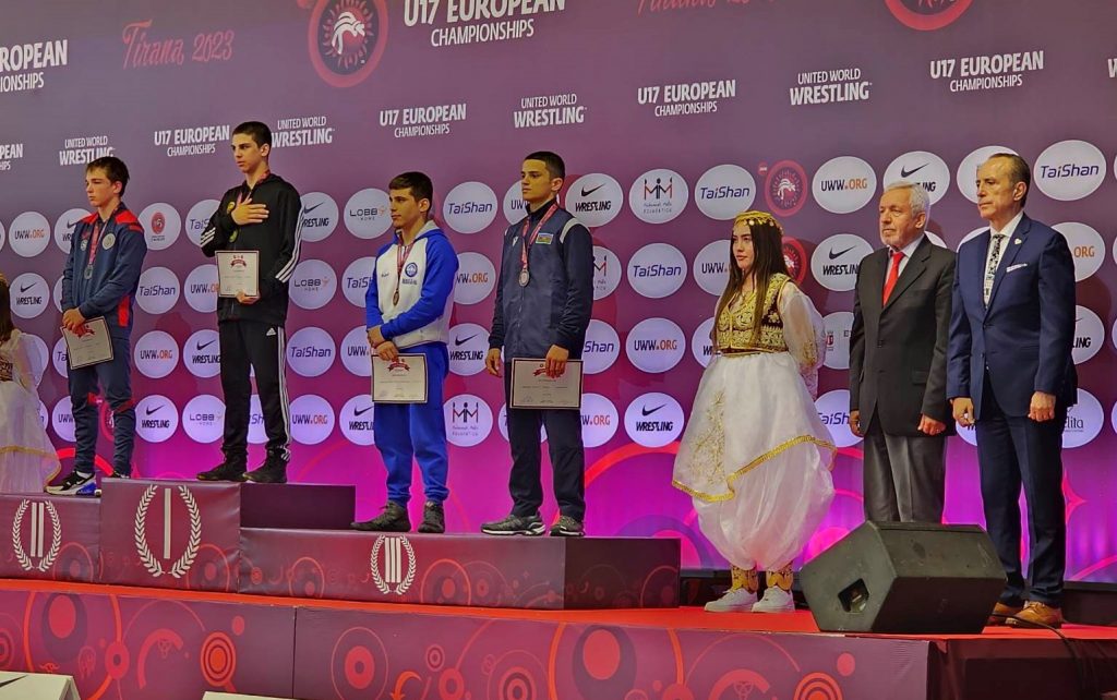 Ευρωπαϊκό U17 πάλης: Χάλκινο μετάλλιο για τον Βασίλη Παπαγεωργίου στα Τίρανα