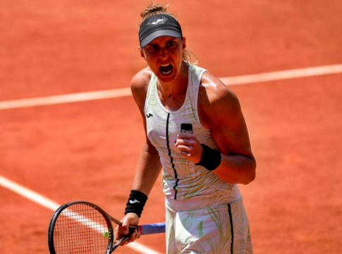 Η… πρωτάρα Μάια Χαντάντ στα ημιτελικά του Roland Garros