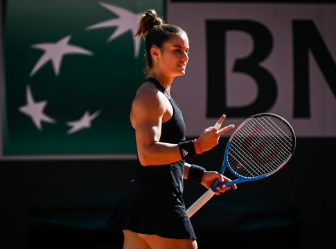 Άνετα με 2-0 η Σάκκαρη, συνεχίζει στο Βερολίνο!