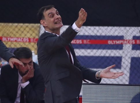 Μπαρτζώκας: «Έπρεπε να κερδίσουμε, όλα ήταν εναντίον μας στο ΟΑΚΑ»