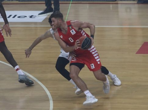 Δεύτερο σπίτι του το ΟΑΚΑ: Μετρά 6/7 νίκες από το 2021 ο Ολυμπιακός (vids)