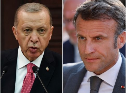 Πρόσκληση Ερντογάν σε Μακρόν να επισκεφθεί την Τουρκία