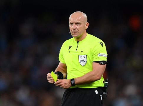 Χαμός με τον διαιτητή του τελικού του Champions League: Ερευνάται για σχέσεις με την ακροδεξιά