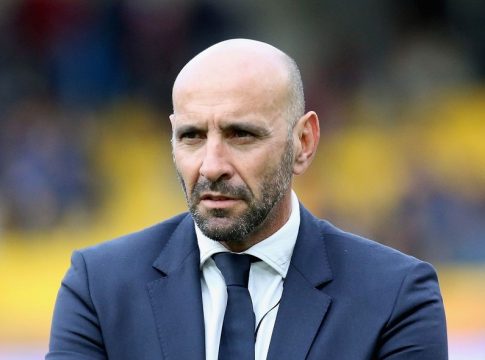 Μια… ανάσα από την Άστον Βίλα ο Μόντσι