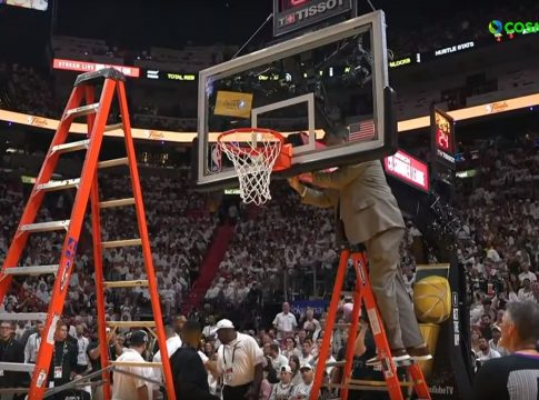 Ο Αντεμπάγιο στράβωσε την μπασκέτα στο Game 4 των Χιτ με τους Νάγκετς (vid)
