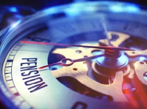 Ασφαλιστικό: Διπλή παρέμβαση για συνταξιούχους που εργάζονται